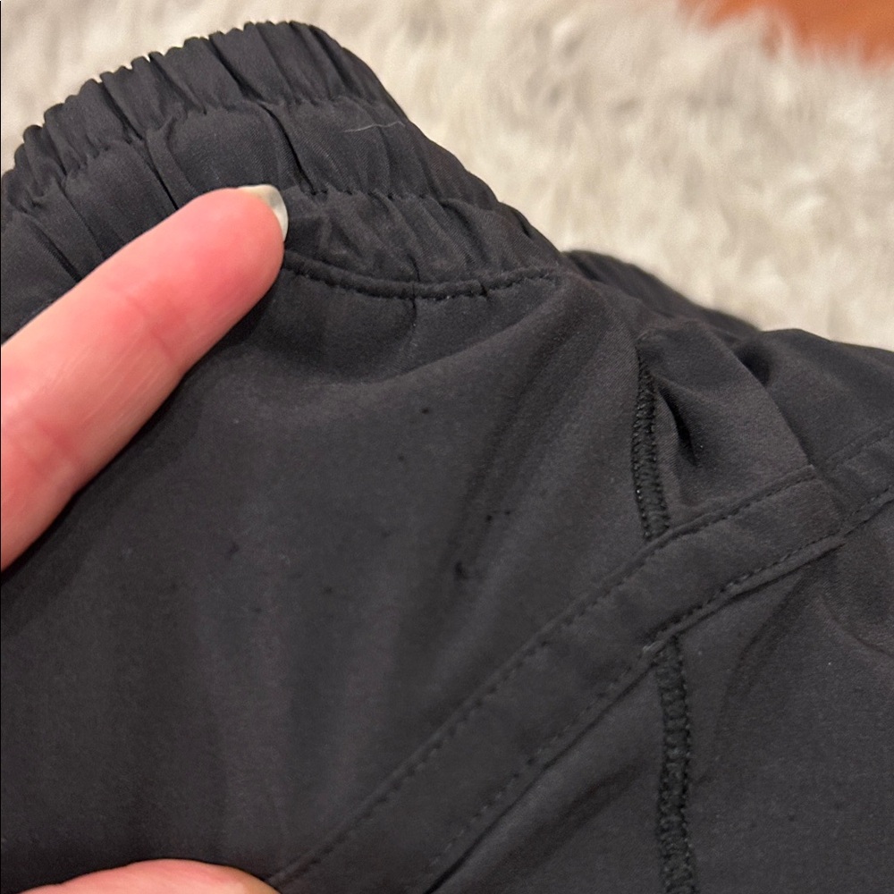 Lululemon Hottie Hot Lined Black Women's Athletic Shorts - Picture 7 of 7